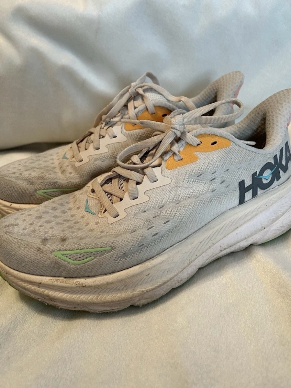 Hoka Clifton 9 Women's Running Shoes, Size 7.5